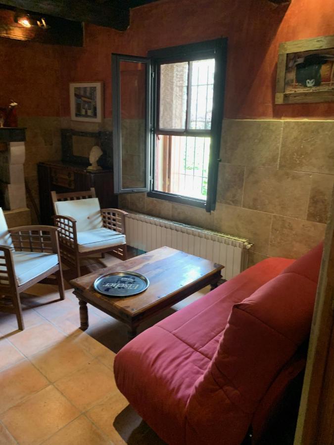 La Maison Sur La Place Aigues-Mortes Exterior photo