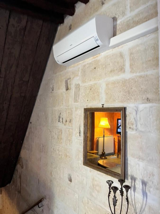 La Maison Sur La Place Aigues-Mortes Exterior photo